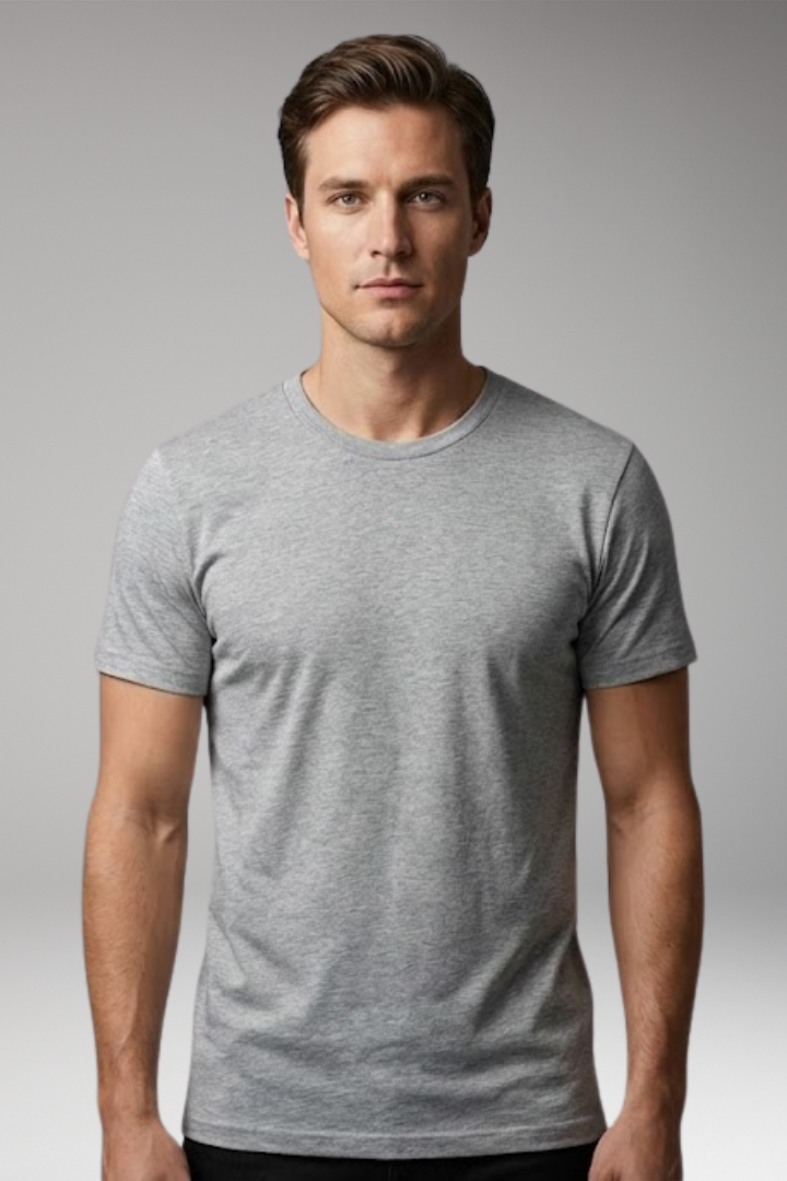 Men’s T-Shirt with Crew Neck and Close-Fit Cut