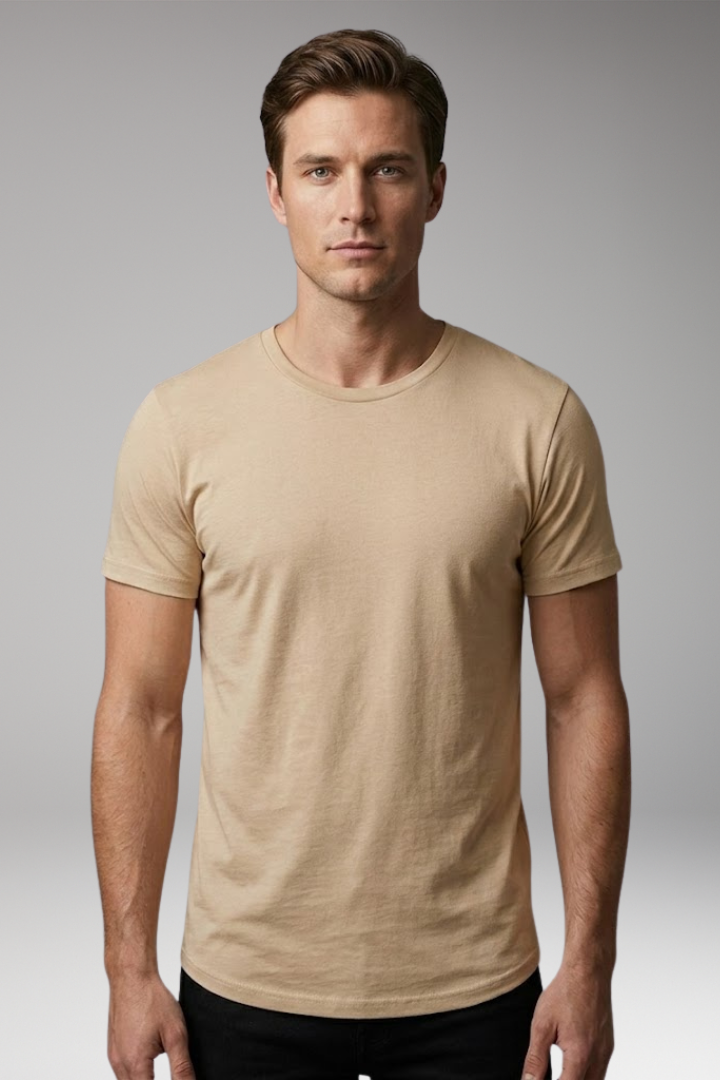 Men’s T-Shirt with Crew Neck and Close-Fit Cut