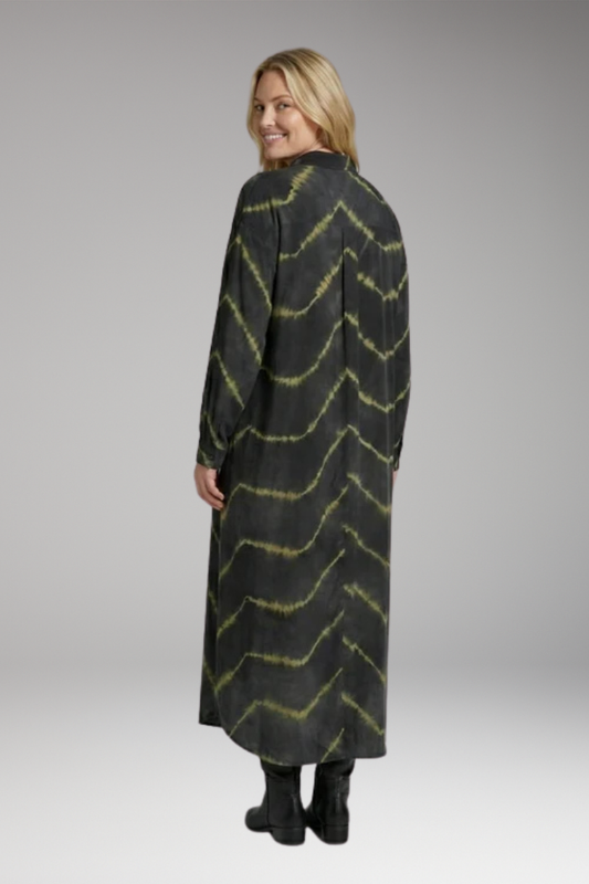 Women's Maxi Dress with V-Neckline and Striped Pattern