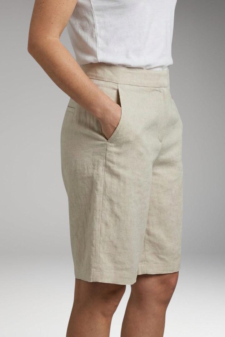 Women’s Shorts with Elastic Waist and Side Pockets