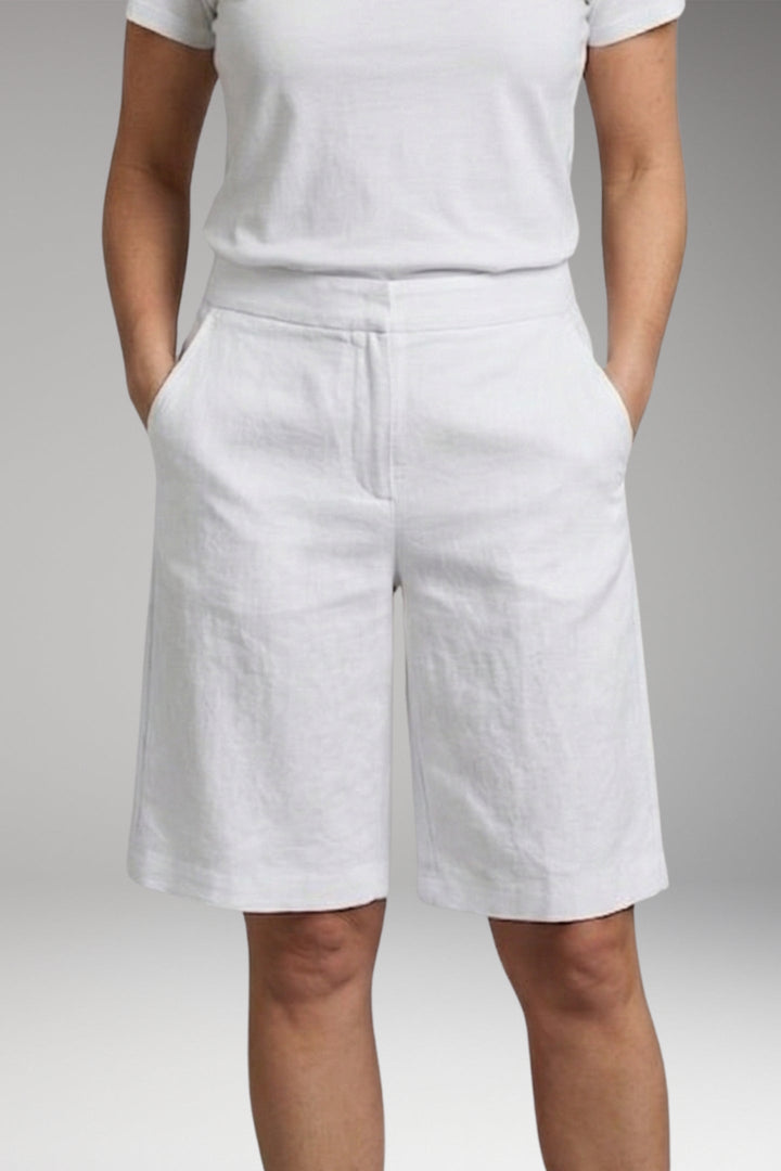 Women’s Shorts with Elastic Waist and Side Pockets